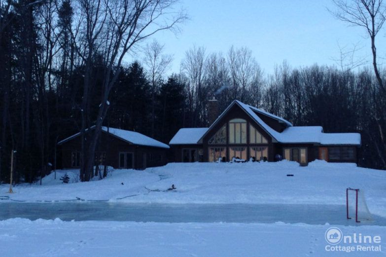 Shadow Lake Executive Escape Online Cottage Rental